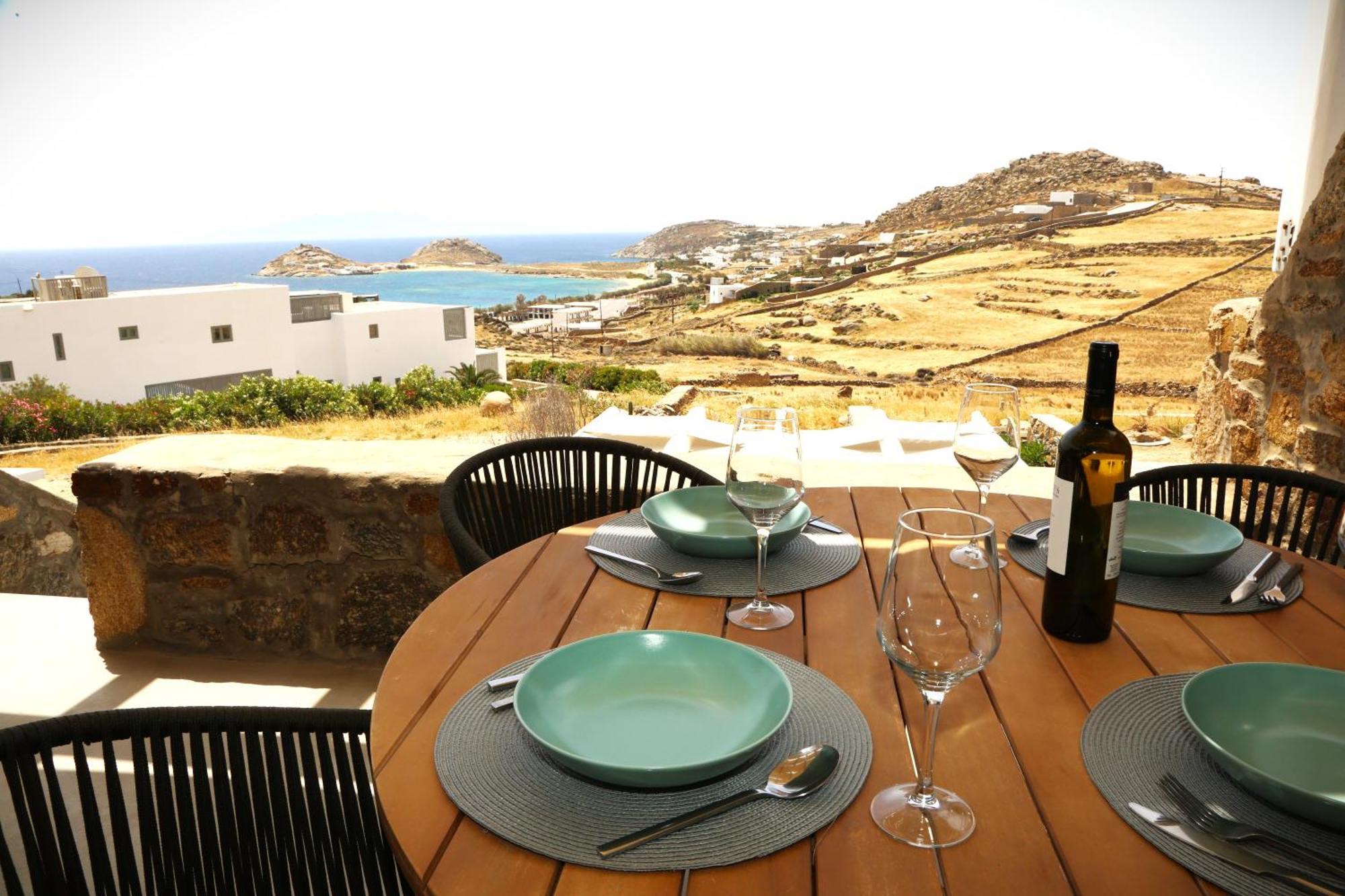 Piccolo With Private Pool And Sea View Villa *